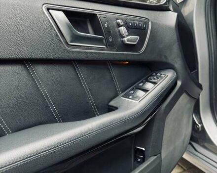 Серый Мерседес Е-Класс, объемом двигателя 2.2 л и пробегом 84 тыс. км за 22700 $, фото 12 на Automoto.ua