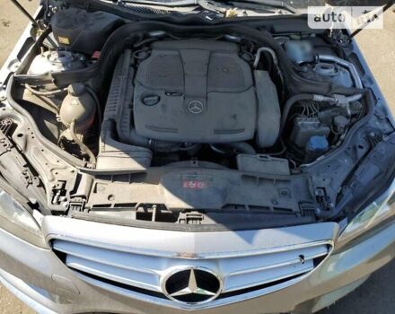 Серый Мерседес Е-Класс, объемом двигателя 3.5 л и пробегом 132 тыс. км за 3000 $, фото 6 на Automoto.ua