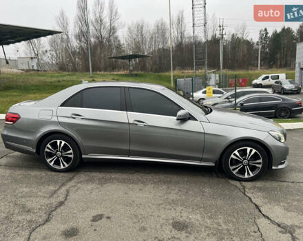 Серый Мерседес Е-Класс, объемом двигателя 2.2 л и пробегом 295 тыс. км за 18700 $, фото 35 на Automoto.ua