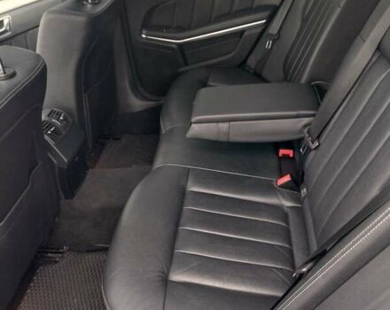 Серый Мерседес Е-Класс, объемом двигателя 2.1 л и пробегом 298 тыс. км за 17200 $, фото 10 на Automoto.ua