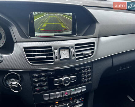 Серый Мерседес Е-Класс, объемом двигателя 2.2 л и пробегом 295 тыс. км за 18700 $, фото 15 на Automoto.ua