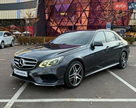 Мерседес Е-Клас 2014 у Києві на Automoto.ua Сірий Мерседес Е-Клас, об'ємом двигуна 2.99 л та пробігом 300 тис. км за 24790 $, фото 2 на Automoto.ua