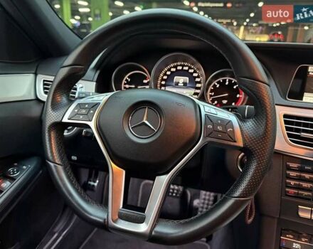 Серый Мерседес Е-Класс, объемом двигателя 2.99 л и пробегом 300 тыс. км за 22990 $, фото 16 на Automoto.ua