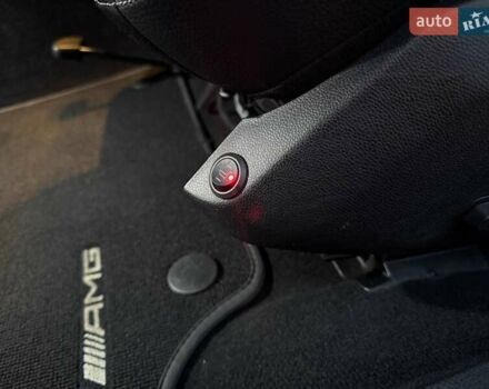 Мерседес Е-Клас 2014 у Києві на Automoto.ua Сірий Мерседес Е-Клас, об'ємом двигуна 2.99 л та пробігом 300 тис. км за 24790 $, фото 10 на Automoto.ua