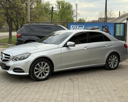 Сірий Мерседес Е-Клас, об'ємом двигуна 2.2 л та пробігом 300 тис. км за 19200 $, фото 4 на Automoto.ua