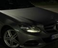 Серый Мерседес Е-Класс, объемом двигателя 2.2 л и пробегом 335 тыс. км за 17777 $, фото 2 на Automoto.ua