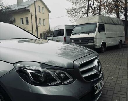 Серый Мерседес Е-Класс, объемом двигателя 2.2 л и пробегом 84 тыс. км за 22700 $, фото 6 на Automoto.ua