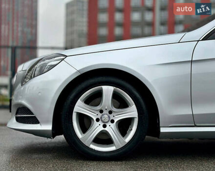 Сірий Мерседес Е-Клас, об'ємом двигуна 2 л та пробігом 91 тис. км за 20900 $, фото 9 на Automoto.ua