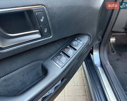 Серый Мерседес Е-Класс, объемом двигателя 2.99 л и пробегом 300 тыс. км за 22990 $, фото 11 на Automoto.ua