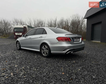 Сірий Мерседес Е-Клас, об'ємом двигуна 2.2 л та пробігом 258 тис. км за 16499 $, фото 28 на Automoto.ua