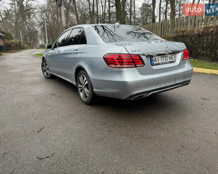 Сірий Мерседес Е-Клас, об'ємом двигуна 2.14 л та пробігом 200 тис. км за 19200 $, фото 4 на Automoto.ua