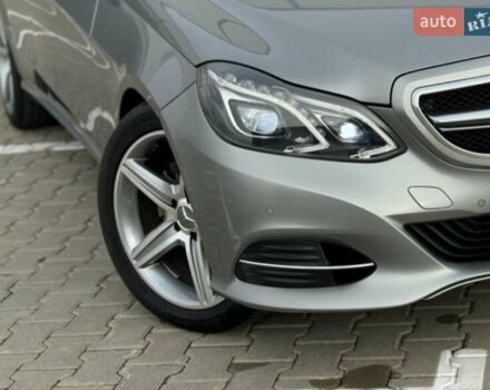 Сірий Мерседес Е-Клас, об'ємом двигуна 2.2 л та пробігом 221 тис. км за 18250 $, фото 12 на Automoto.ua