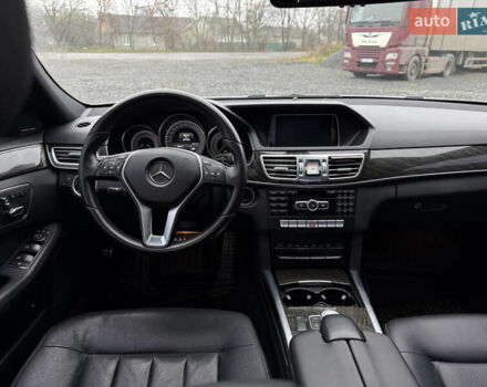 Сірий Мерседес Е-Клас, об'ємом двигуна 2.2 л та пробігом 258 тис. км за 16499 $, фото 52 на Automoto.ua