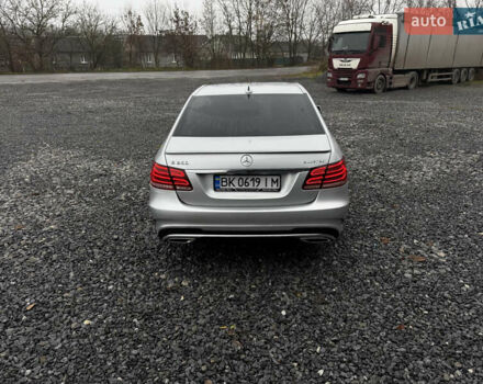 Сірий Мерседес Е-Клас, об'ємом двигуна 2.2 л та пробігом 258 тис. км за 16499 $, фото 31 на Automoto.ua