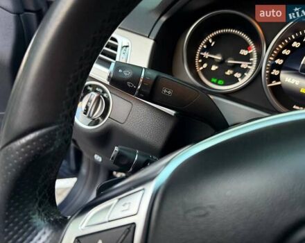 Серый Мерседес Е-Класс, объемом двигателя 2.99 л и пробегом 300 тыс. км за 22990 $, фото 14 на Automoto.ua