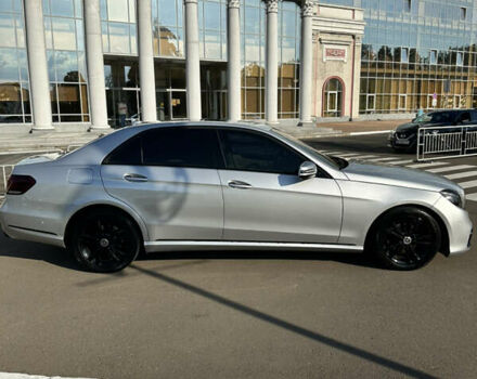 Серый Мерседес Е-Класс, объемом двигателя 2.14 л и пробегом 214 тыс. км за 18900 $, фото 3 на Automoto.ua