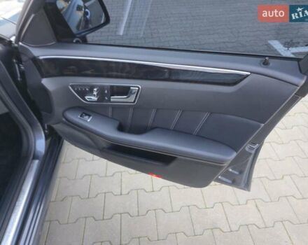 Серый Мерседес Е-Класс, объемом двигателя 2.14 л и пробегом 120 тыс. км за 19500 $, фото 35 на Automoto.ua