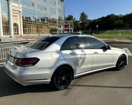 Серый Мерседес Е-Класс, объемом двигателя 2.14 л и пробегом 214 тыс. км за 18900 $, фото 13 на Automoto.ua