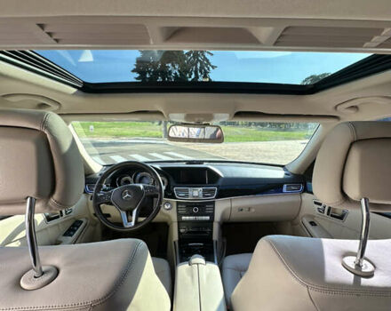 Серый Мерседес Е-Класс, объемом двигателя 2.14 л и пробегом 214 тыс. км за 18900 $, фото 16 на Automoto.ua