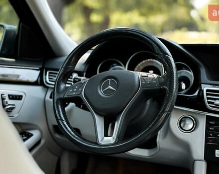 Серый Мерседес Е-Класс, объемом двигателя 2.14 л и пробегом 142 тыс. км за 22800 $, фото 35 на Automoto.ua