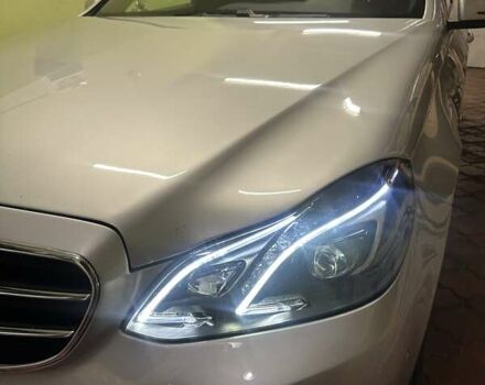 Сірий Мерседес Е-Клас, об'ємом двигуна 2.2 л та пробігом 180 тис. км за 27000 $, фото 5 на Automoto.ua