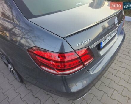 Серый Мерседес Е-Класс, объемом двигателя 2.14 л и пробегом 120 тыс. км за 19500 $, фото 7 на Automoto.ua