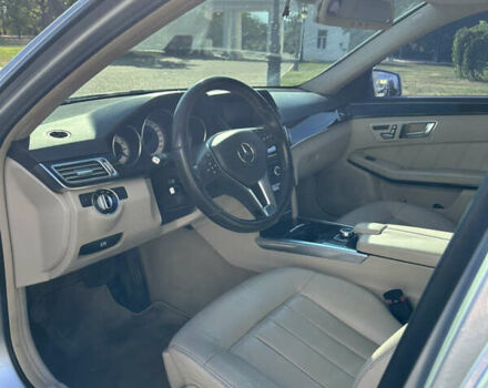 Серый Мерседес Е-Класс, объемом двигателя 2.14 л и пробегом 214 тыс. км за 18900 $, фото 17 на Automoto.ua