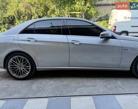 Сірий Мерседес Е-Клас, об'ємом двигуна 2.2 л та пробігом 180 тис. км за 27000 $, фото 27 на Automoto.ua