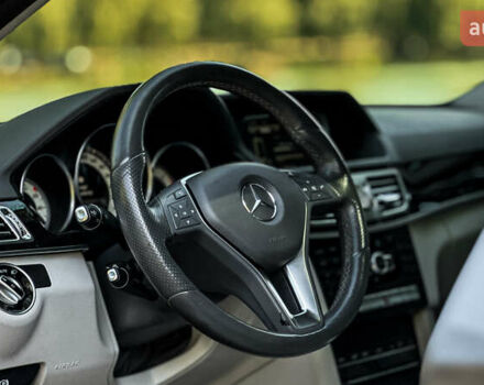 Серый Мерседес Е-Класс, объемом двигателя 2.14 л и пробегом 142 тыс. км за 22800 $, фото 20 на Automoto.ua