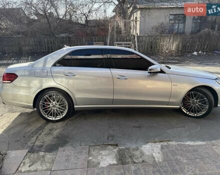 Сірий Мерседес Е-Клас, об'ємом двигуна 2.2 л та пробігом 180 тис. км за 27000 $, фото 17 на Automoto.ua