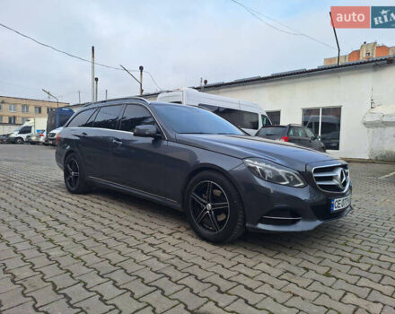 Серый Мерседес Е-Класс, объемом двигателя 2.2 л и пробегом 271 тыс. км за 16900 $, фото 1 на Automoto.ua