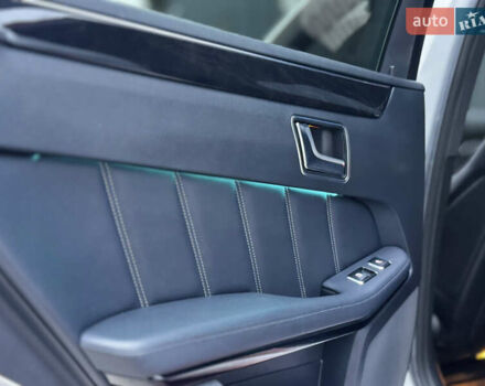 Сірий Мерседес Е-Клас, об'ємом двигуна 2.14 л та пробігом 113 тис. км за 22300 $, фото 9 на Automoto.ua
