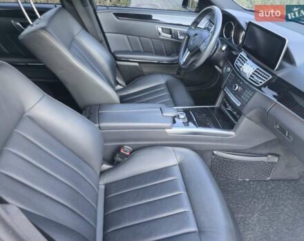 Серый Мерседес Е-Класс, объемом двигателя 2.14 л и пробегом 120 тыс. км за 19500 $, фото 10 на Automoto.ua