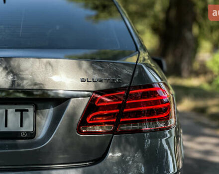 Серый Мерседес Е-Класс, объемом двигателя 2.14 л и пробегом 142 тыс. км за 22800 $, фото 14 на Automoto.ua