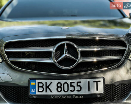 Серый Мерседес Е-Класс, объемом двигателя 2.14 л и пробегом 142 тыс. км за 22800 $, фото 4 на Automoto.ua