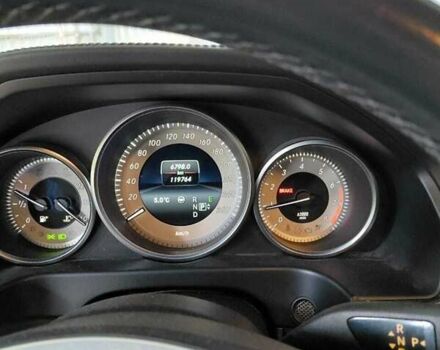 Серый Мерседес Е-Класс, объемом двигателя 3 л и пробегом 119 тыс. км за 30000 $, фото 3 на Automoto.ua