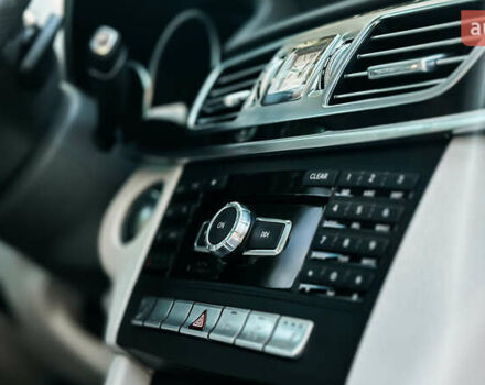 Серый Мерседес Е-Класс, объемом двигателя 2.14 л и пробегом 142 тыс. км за 22800 $, фото 38 на Automoto.ua