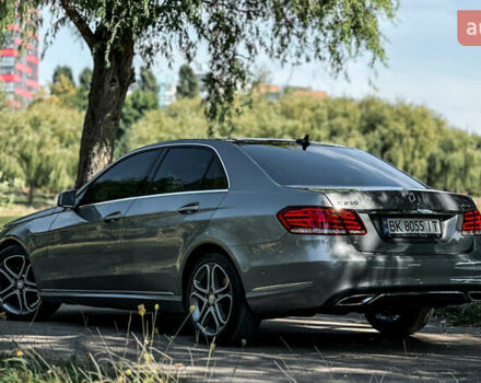 Серый Мерседес Е-Класс, объемом двигателя 2.14 л и пробегом 142 тыс. км за 22800 $, фото 9 на Automoto.ua