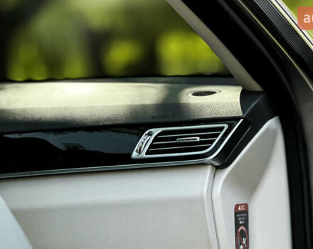 Серый Мерседес Е-Класс, объемом двигателя 2.14 л и пробегом 142 тыс. км за 22800 $, фото 41 на Automoto.ua