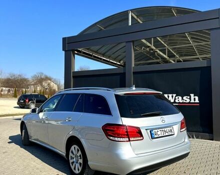 Серый Мерседес Е-Класс, объемом двигателя 2.1 л и пробегом 441 тыс. км за 14500 $, фото 9 на Automoto.ua