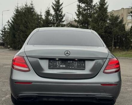 Сірий Мерседес Е-Клас, об'ємом двигуна 1.95 л та пробігом 166 тис. км за 26900 $, фото 7 на Automoto.ua