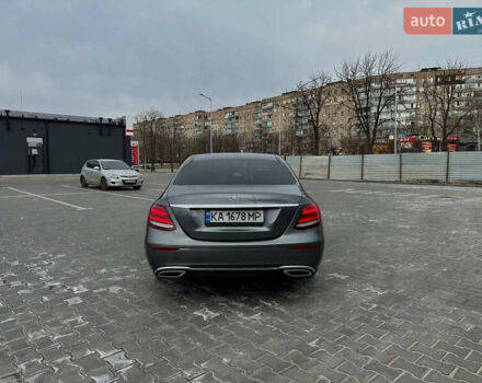Серый Мерседес Е-Класс, объемом двигателя 1.95 л и пробегом 193 тыс. км за 26500 $, фото 6 на Automoto.ua