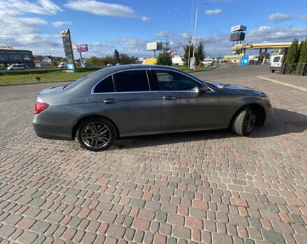 Серый Мерседес Е-Класс, объемом двигателя 2.9 л и пробегом 200 тыс. км за 38000 $, фото 6 на Automoto.ua