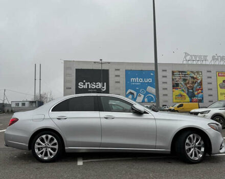 Серый Мерседес Е-Класс, объемом двигателя 1.99 л и пробегом 48 тыс. км за 33500 $, фото 2 на Automoto.ua