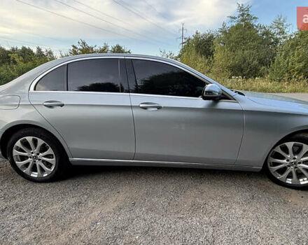 Серый Мерседес Е-Класс, объемом двигателя 2.14 л и пробегом 245 тыс. км за 28000 $, фото 8 на Automoto.ua