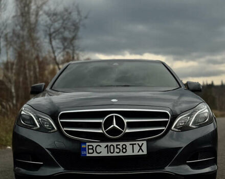 Серый Мерседес Е-Класс, объемом двигателя 2.14 л и пробегом 166 тыс. км за 23000 $, фото 2 на Automoto.ua