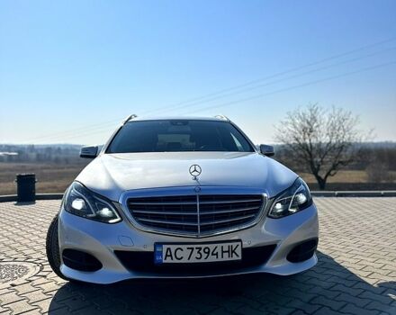 Серый Мерседес Е-Класс, объемом двигателя 2.1 л и пробегом 441 тыс. км за 14500 $, фото 1 на Automoto.ua