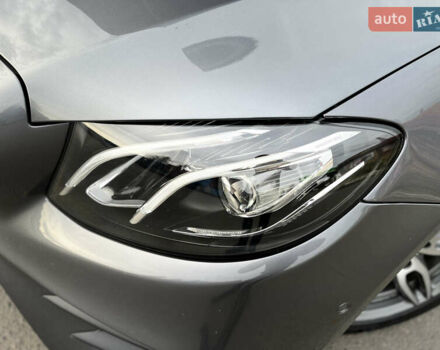 Серый Мерседес Е-Класс, объемом двигателя 3 л и пробегом 122 тыс. км за 37500 $, фото 8 на Automoto.ua