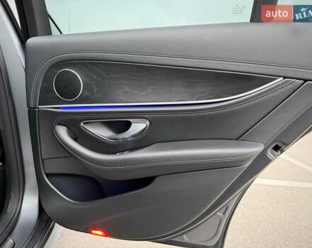 Серый Мерседес Е-Класс, объемом двигателя 1.95 л и пробегом 174 тыс. км за 34800 $, фото 83 на Automoto.ua