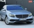 Серый Мерседес Е-Класс, объемом двигателя 2.2 л и пробегом 255 тыс. км за 24799 $, фото 1 на Automoto.ua